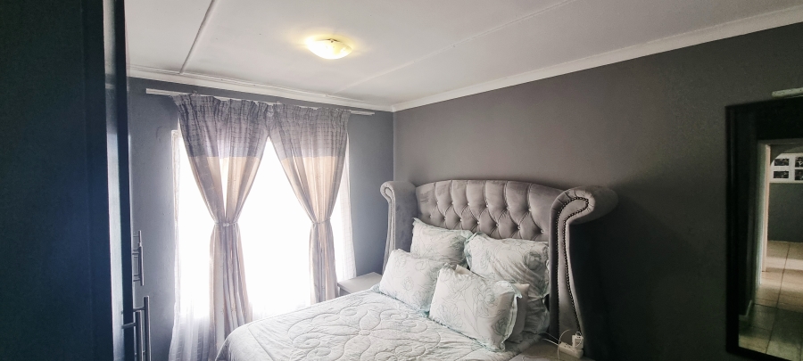 4 Bedroom Property for Sale in Haven Hills Eastern Cape